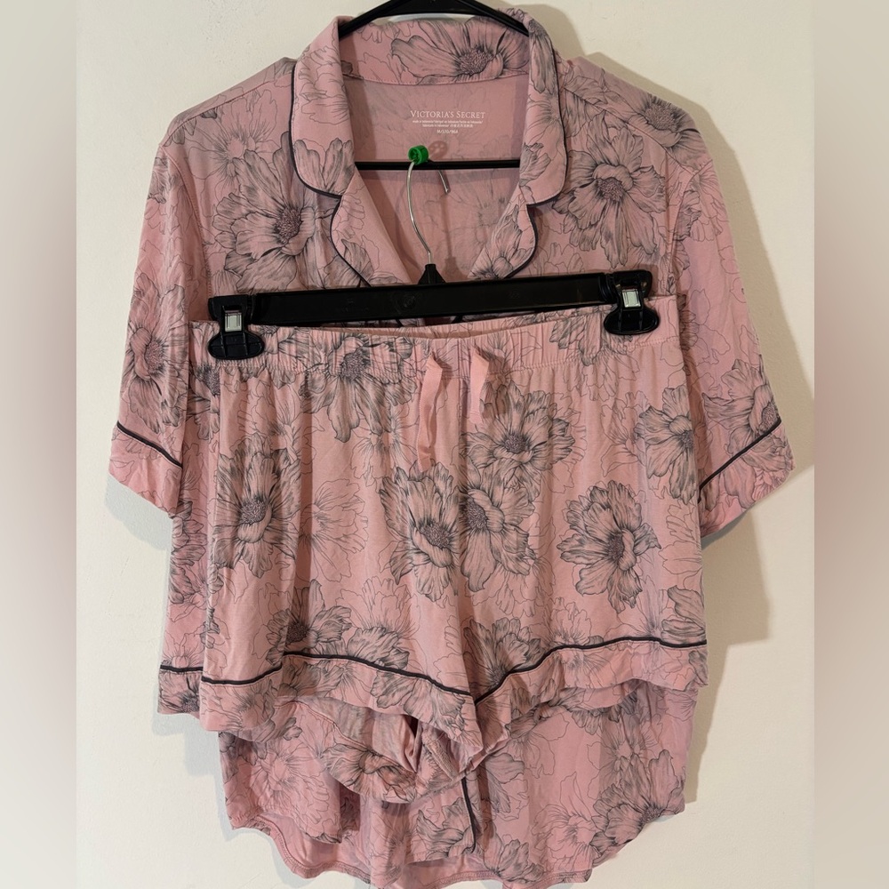 Victoria's Secret Pink Floral Pajama Set
